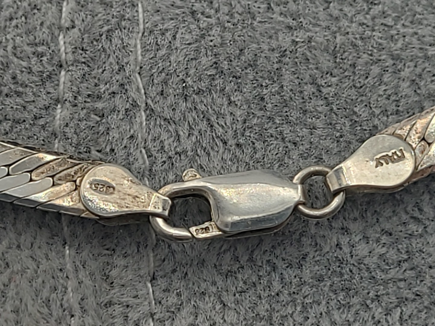 VTG Herringbone Chain Sterling Silver 24” 5.3mm 20.7g ONE KINK HARDLY VISIBLE
