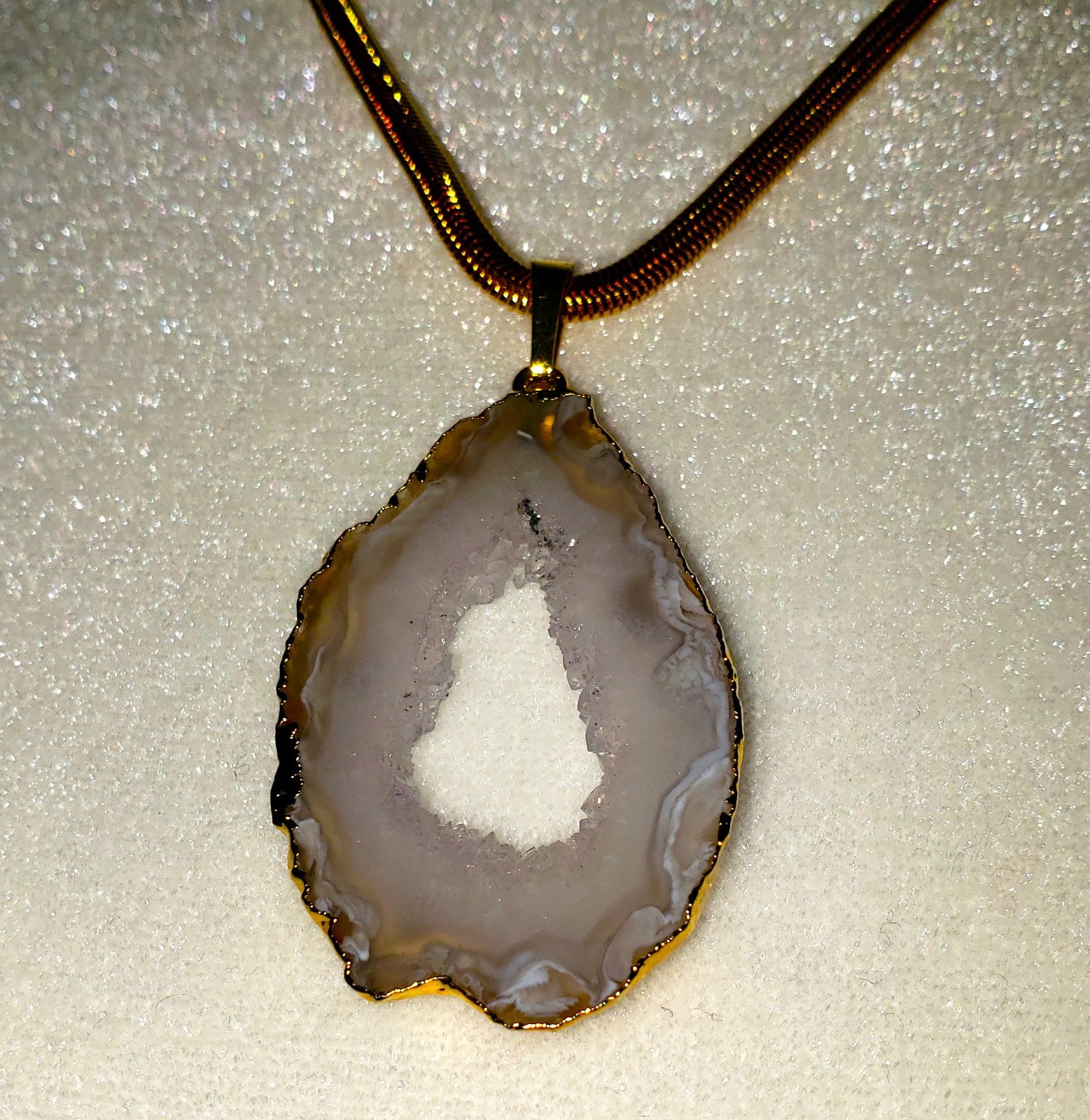 Vintage Gold Agate Geode Slice Druzy Pendant Snake Chain Necklace 20″