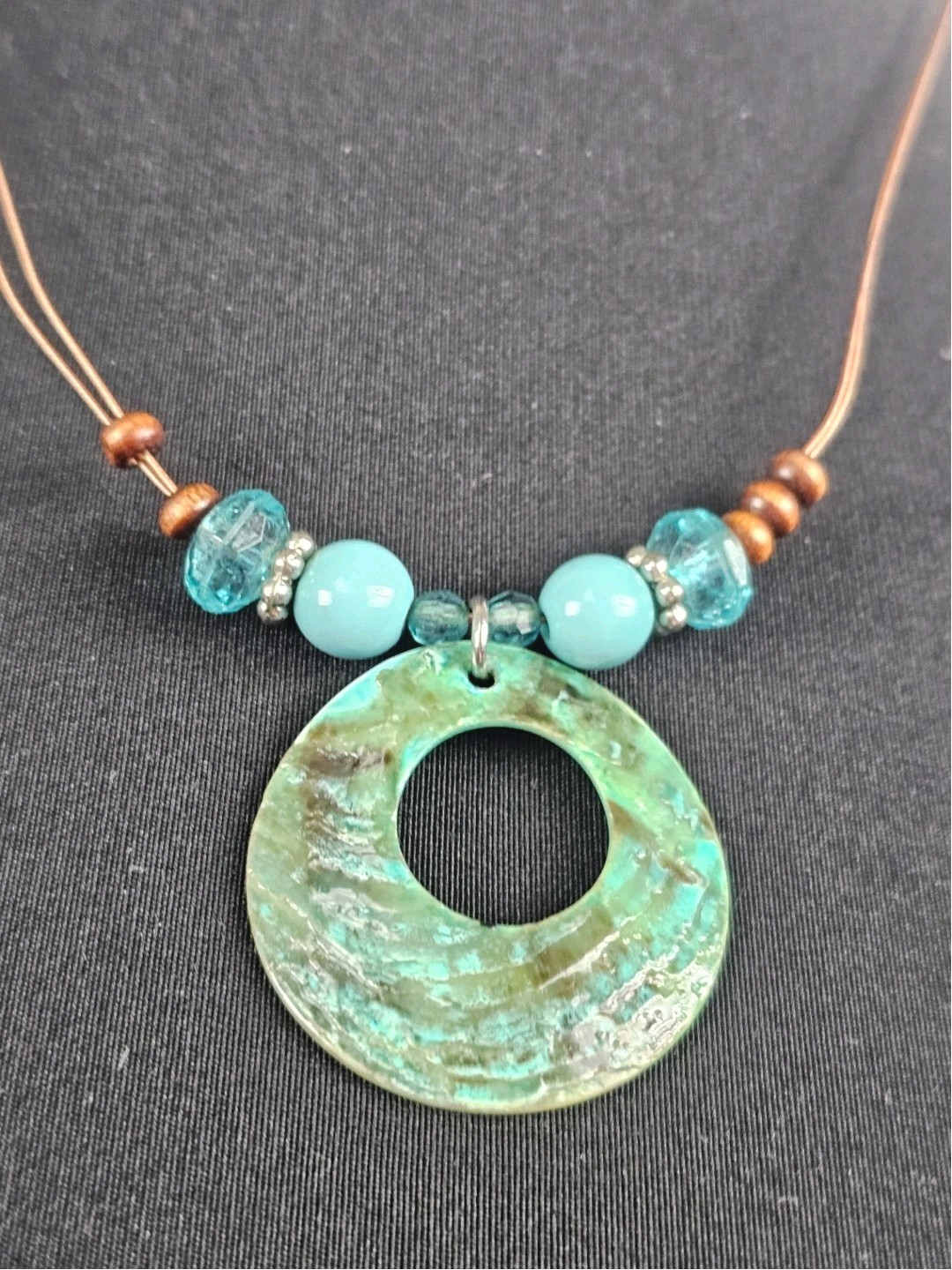 Vintage Abalone Paua Shell & Bead Donut Pendant Wire Necklace Bohemian | Beachy