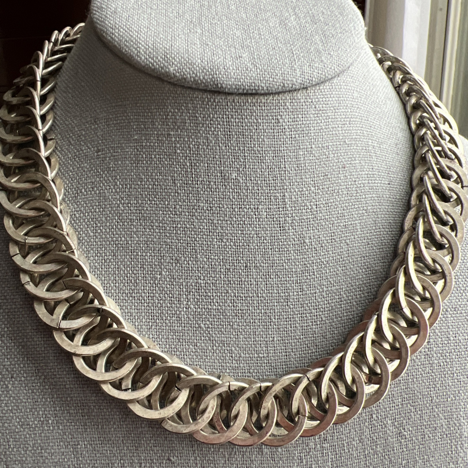 Vintage Double Link Silver Metal Necklace; Signed AV; Beautiful!