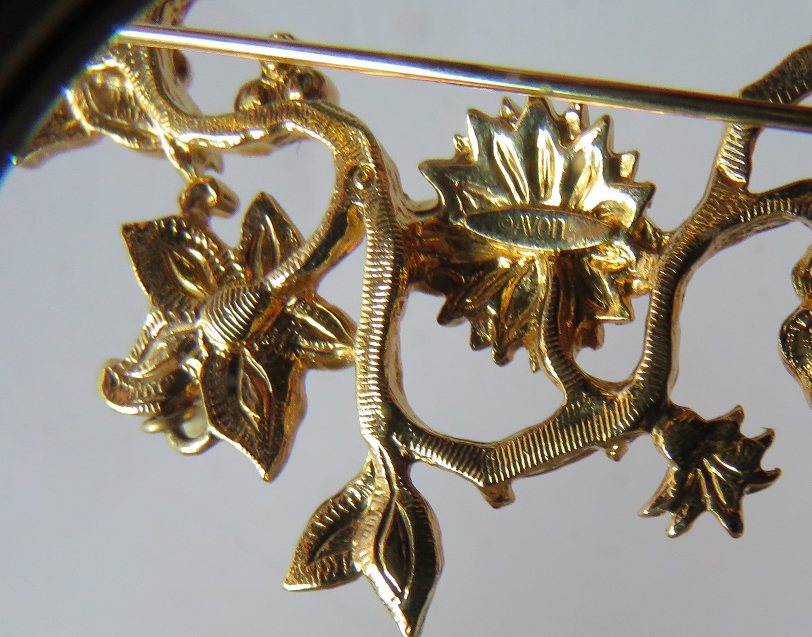 Vintage Garden of Eden Pin Brooch Butterfly Bee Flowers Drop Faux Pearl Avon