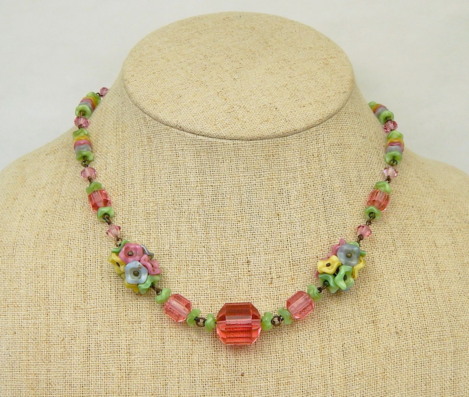 Vintage Czech Glass Flower and Bead Necklace Free Ship