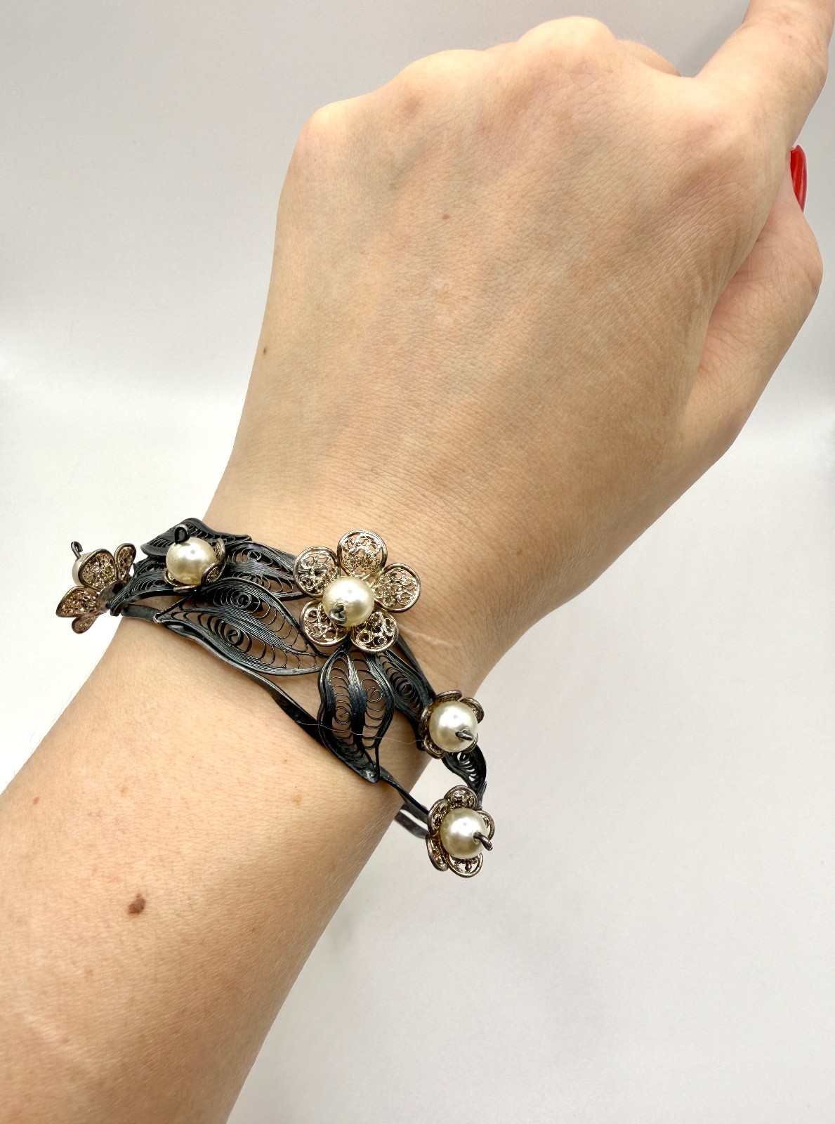 Rare Vintage Soviet USSR 960/950 Silver Filigree Hinged Cuff Bracelet Faux Pearl