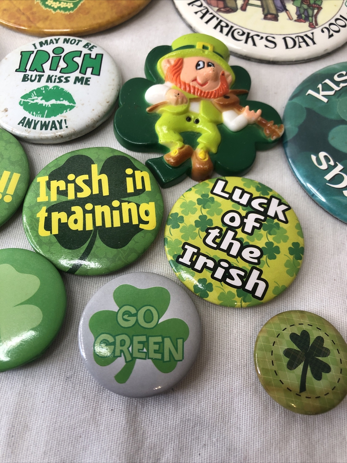 Lot of 13 St. Patrick’s Day Buttons Irish Pin Vintage Shamrock Lucky Leprechaun