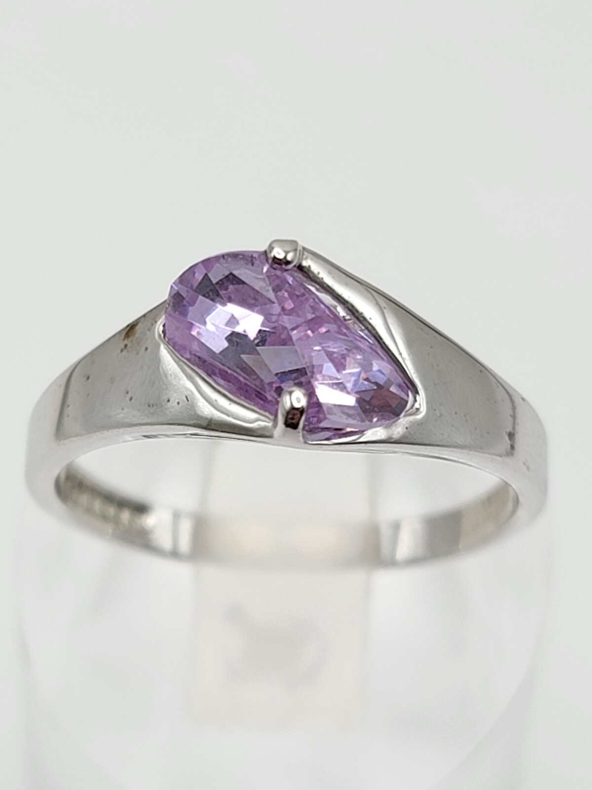18K Gold Filled Purple Gemstone Ring Modern Statement Silver Tone Band