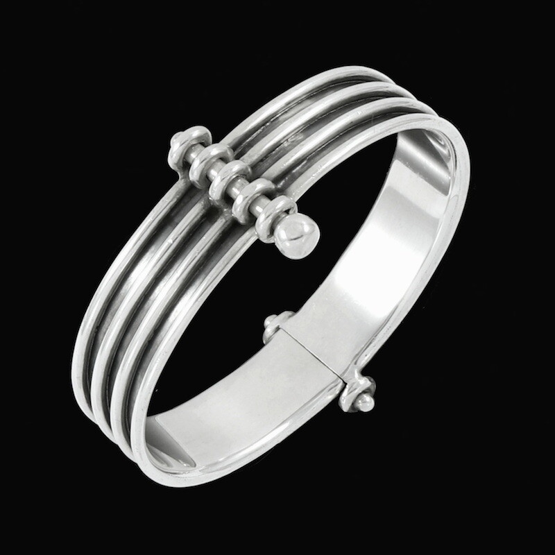 Hans Hansen. Art deco Hindged Sterling Silver Bangle.
