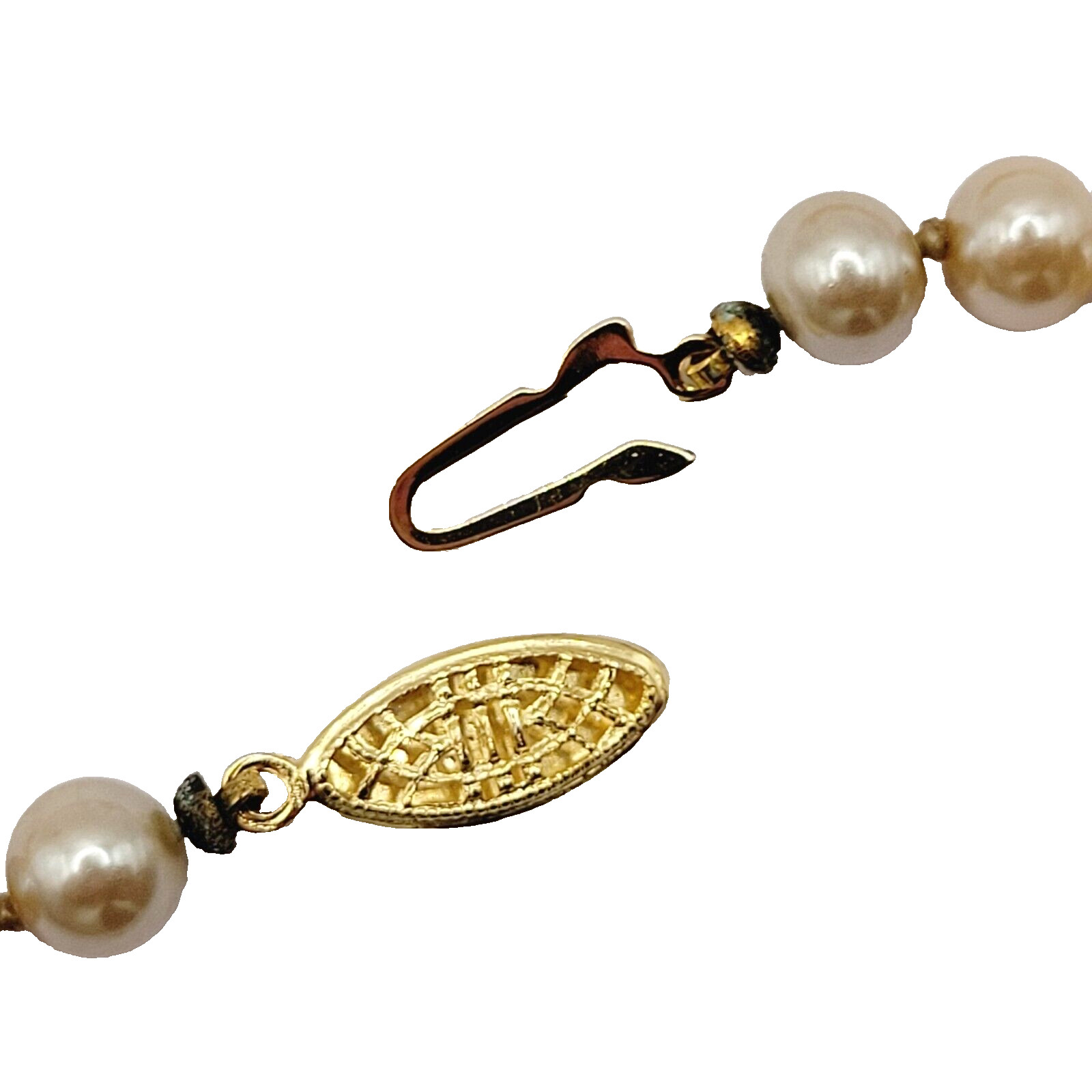 Cream Hand Knot Faux Pearl Bead Necklace GSilver Mark Vintage Necklace 19 Inch