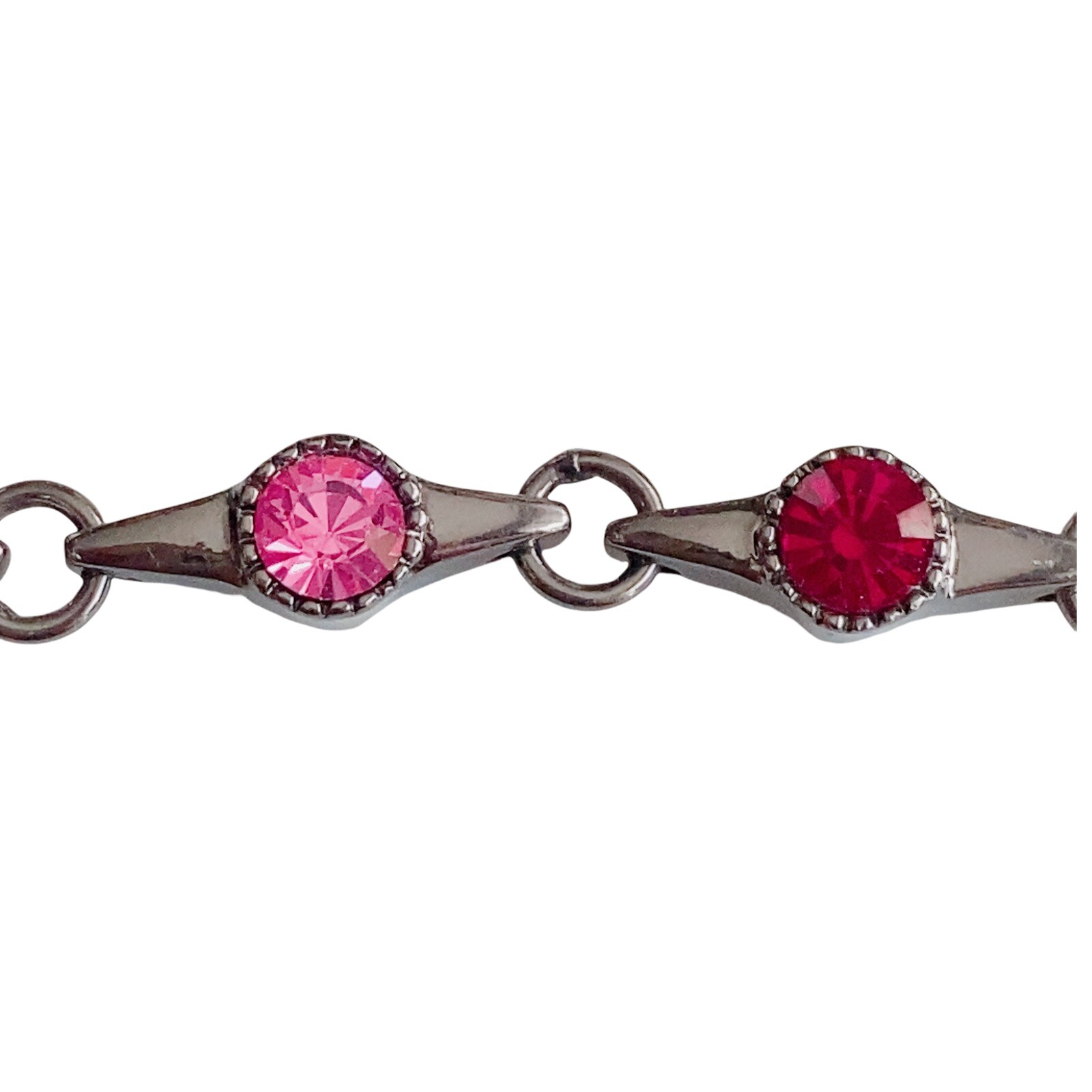 Signed Napier Pretty Linked Pink Red Rhinestone Bracelet Gunmetal 7” Women’s