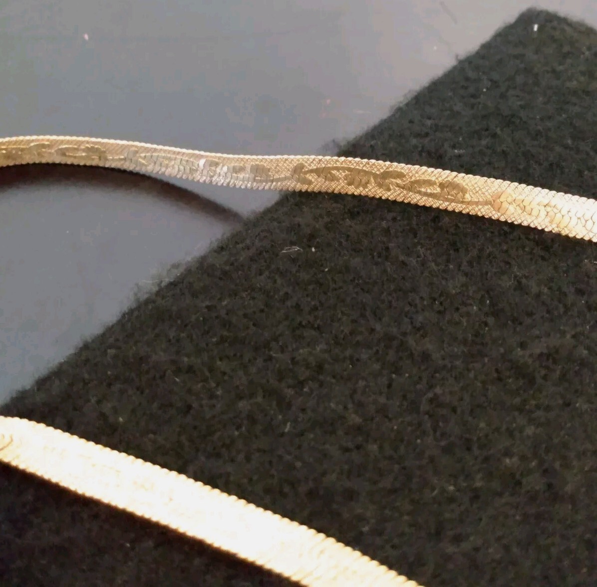 Vintage Faux Gold Herringbone Chain Necklace with Vine Print 18 in x 1/4 in