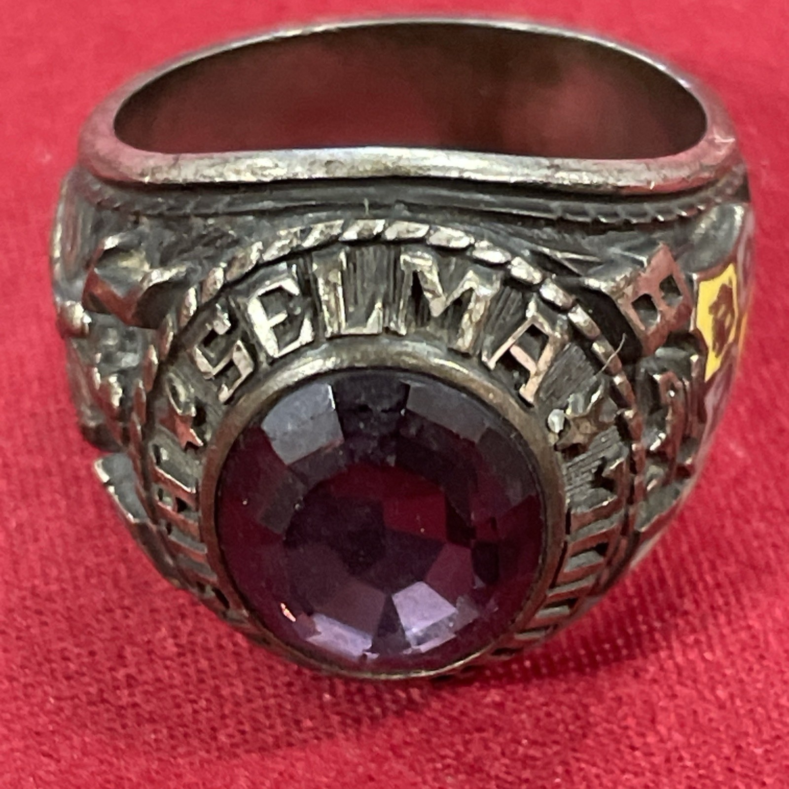 Vintage 1978 Selma High School Knights Of Pythias Purple Stone Class Ring Size 9