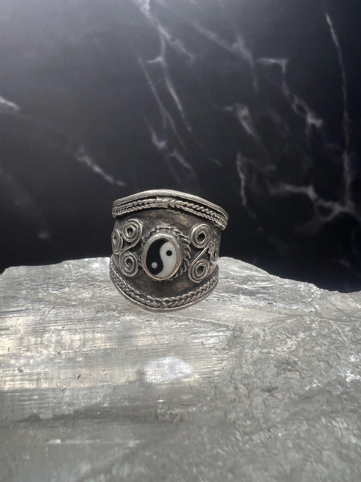 VTG 925 Sterling Silver Tibetan Dorje Yin Yang Wide Band Ring Size 4.25
