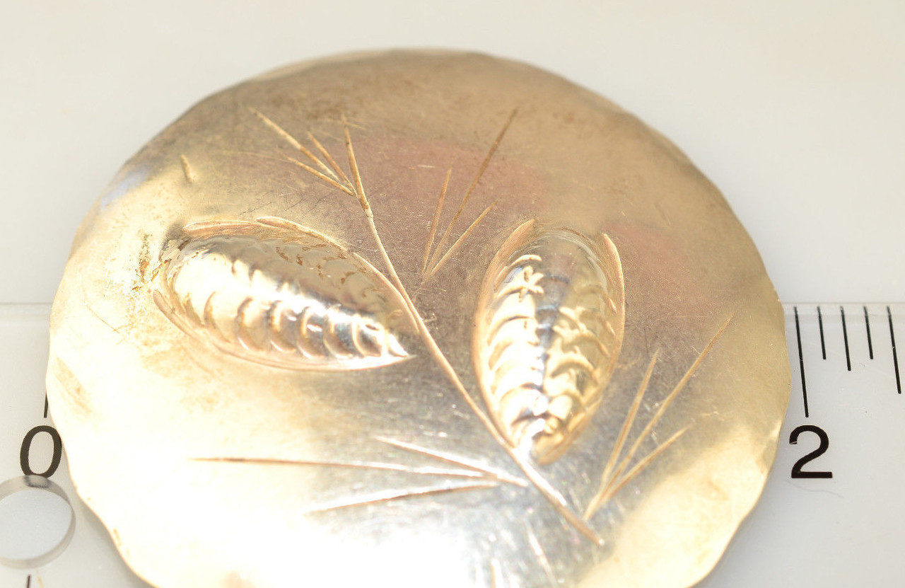 VINTAGE STERLING SILVER STUART NYE RAISED PINE CONE PIN ALMOST 2 INCHES DIAMETER