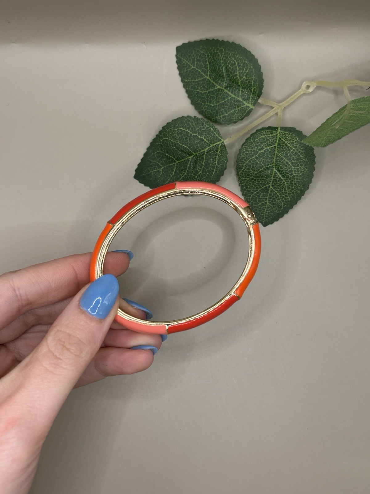 Vintage Reversible Enamel Bangle – Orange Coral & Cream Gold Tone Bracelet