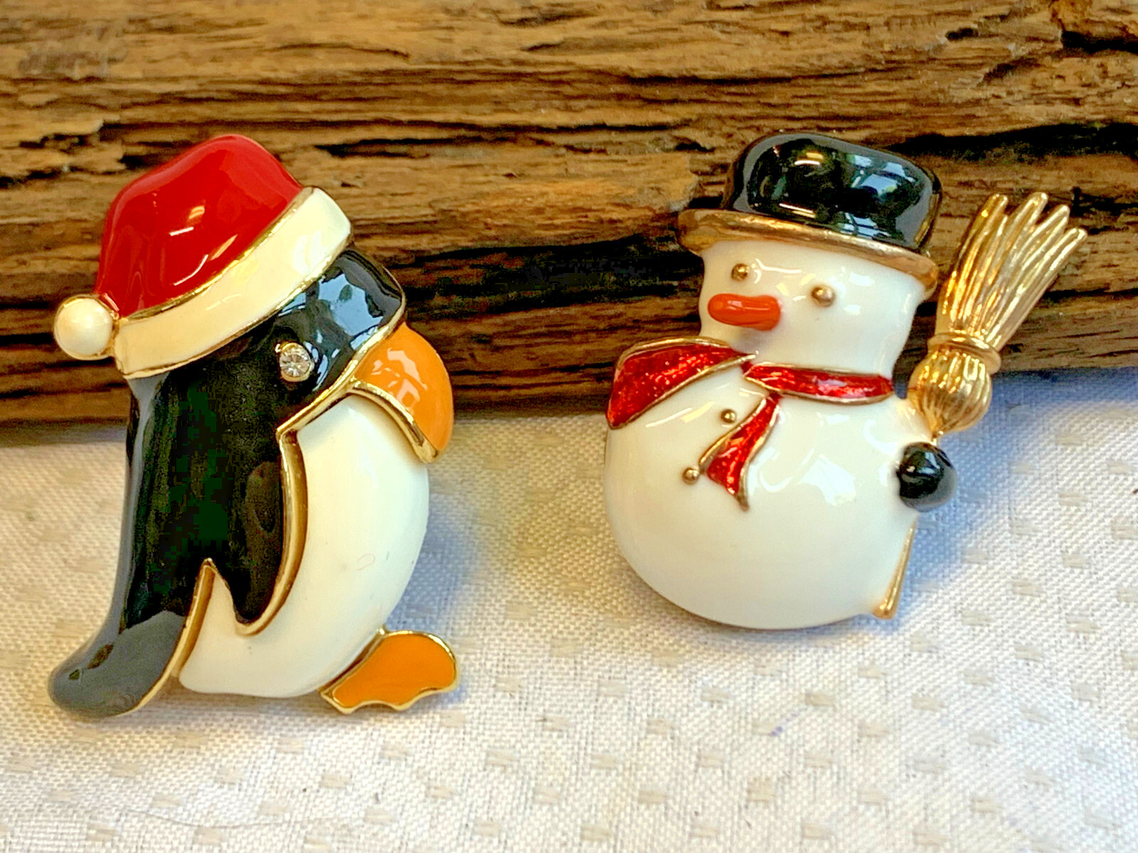 Vtg Christmas Brooch Lot Avante Monet Avon Snowman Penguin Trees Rudolph Cherub
