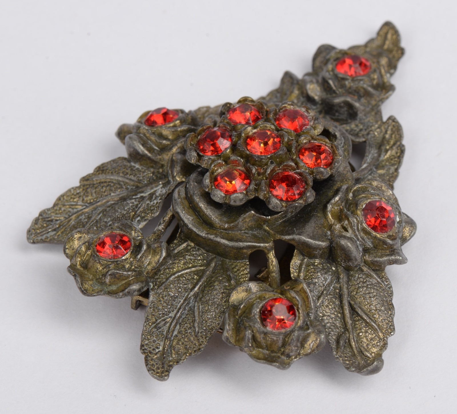 Vintage Red Rhinestone Floral Dress Clip Fur Clip Rose Bouquet 2.68in