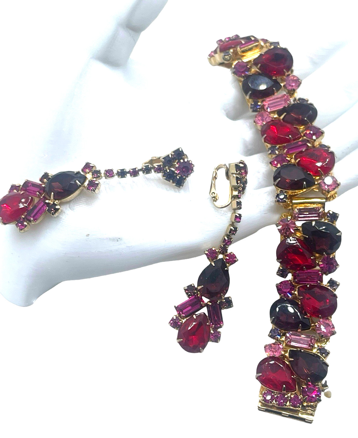 Stunning Vintage Red, Fuchsia & Amethyst “Jeweled” Bracelet & Dangle Earring Set