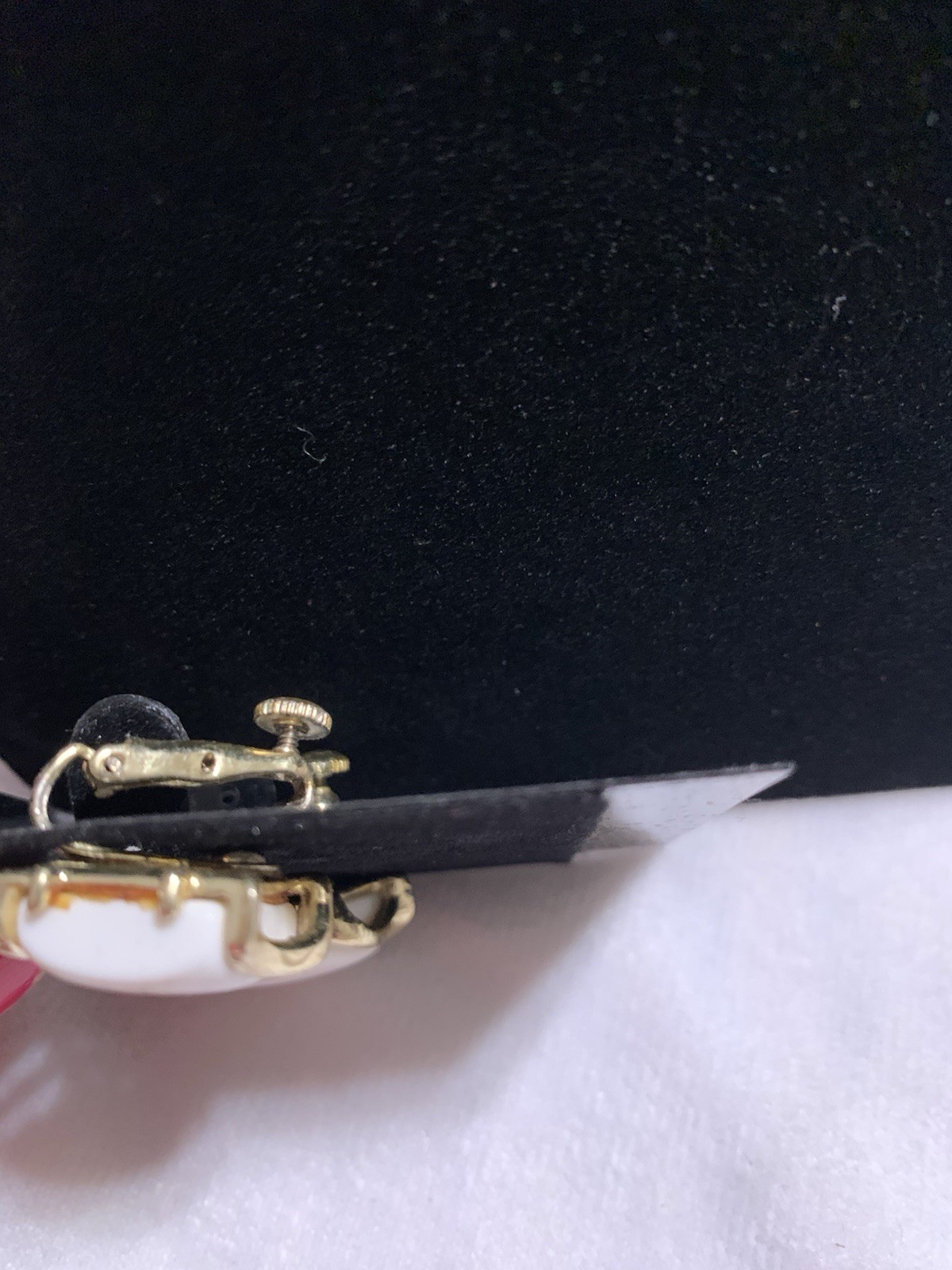 Vintage Coro Goldtone White Thermoset Choker Necklace With Hook Clasp Earrings