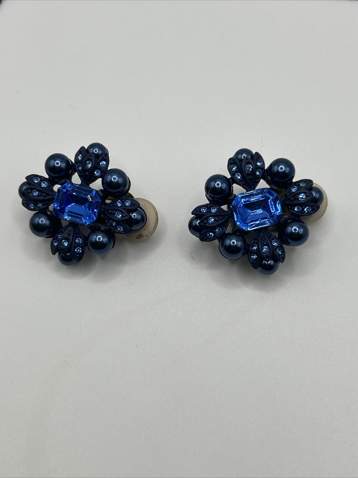 Vintage JOAN RIVERS Royal Blue Bead Rhinestone Clip Earrings And Necklace Set