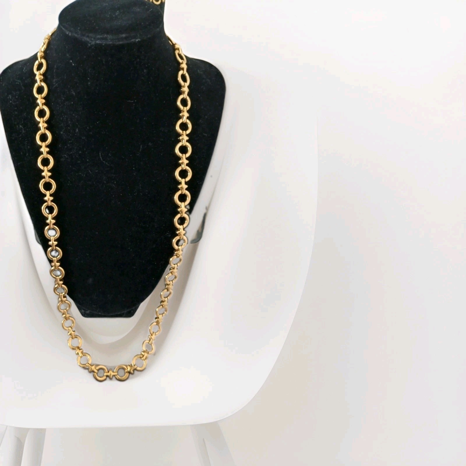 Vintage Monet Gold-Tone Horsebit Long Link Costume Jewelry Necklace