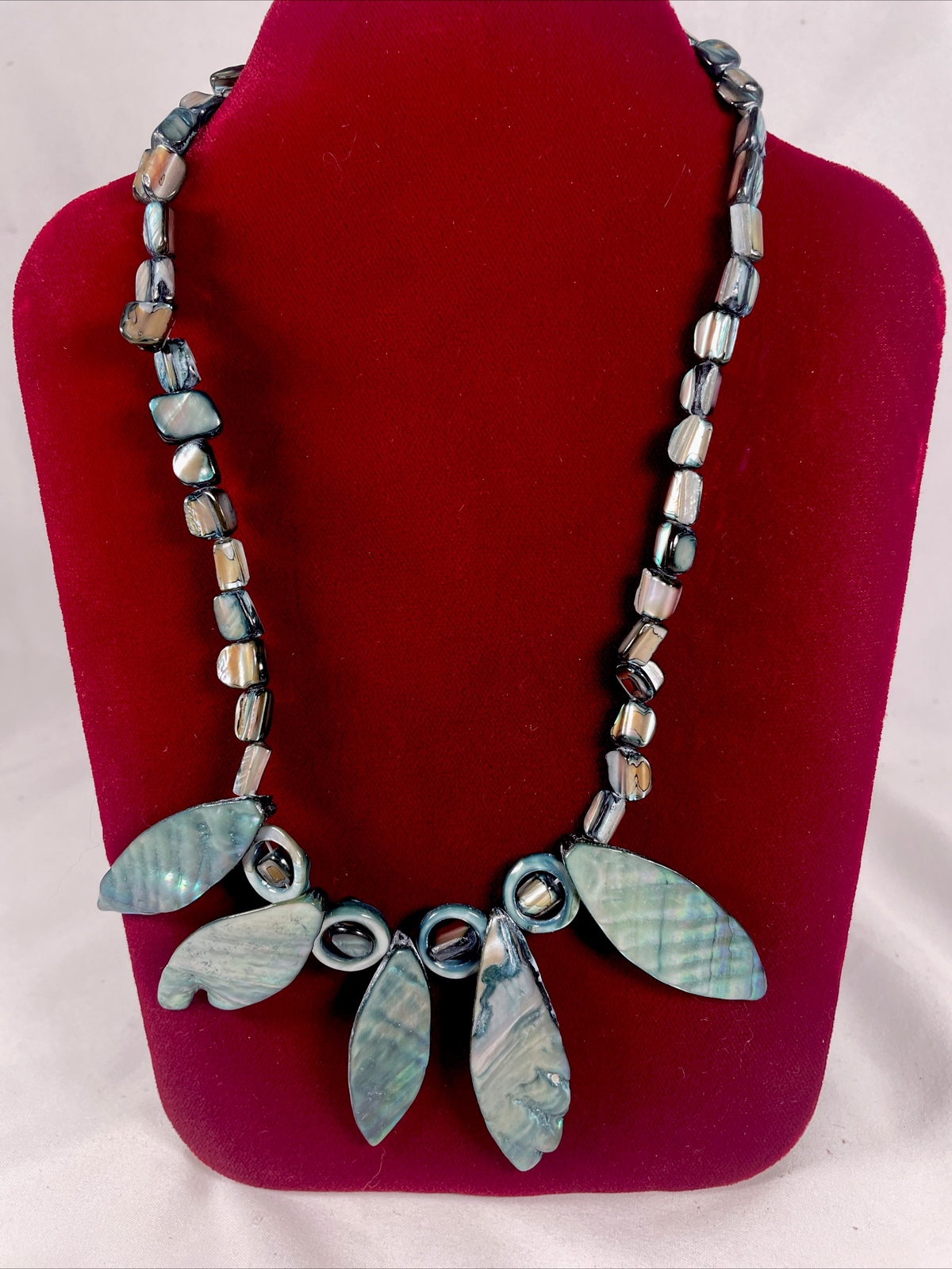 Abalone Shell Made Into Beads And Leaves Necklace Collar