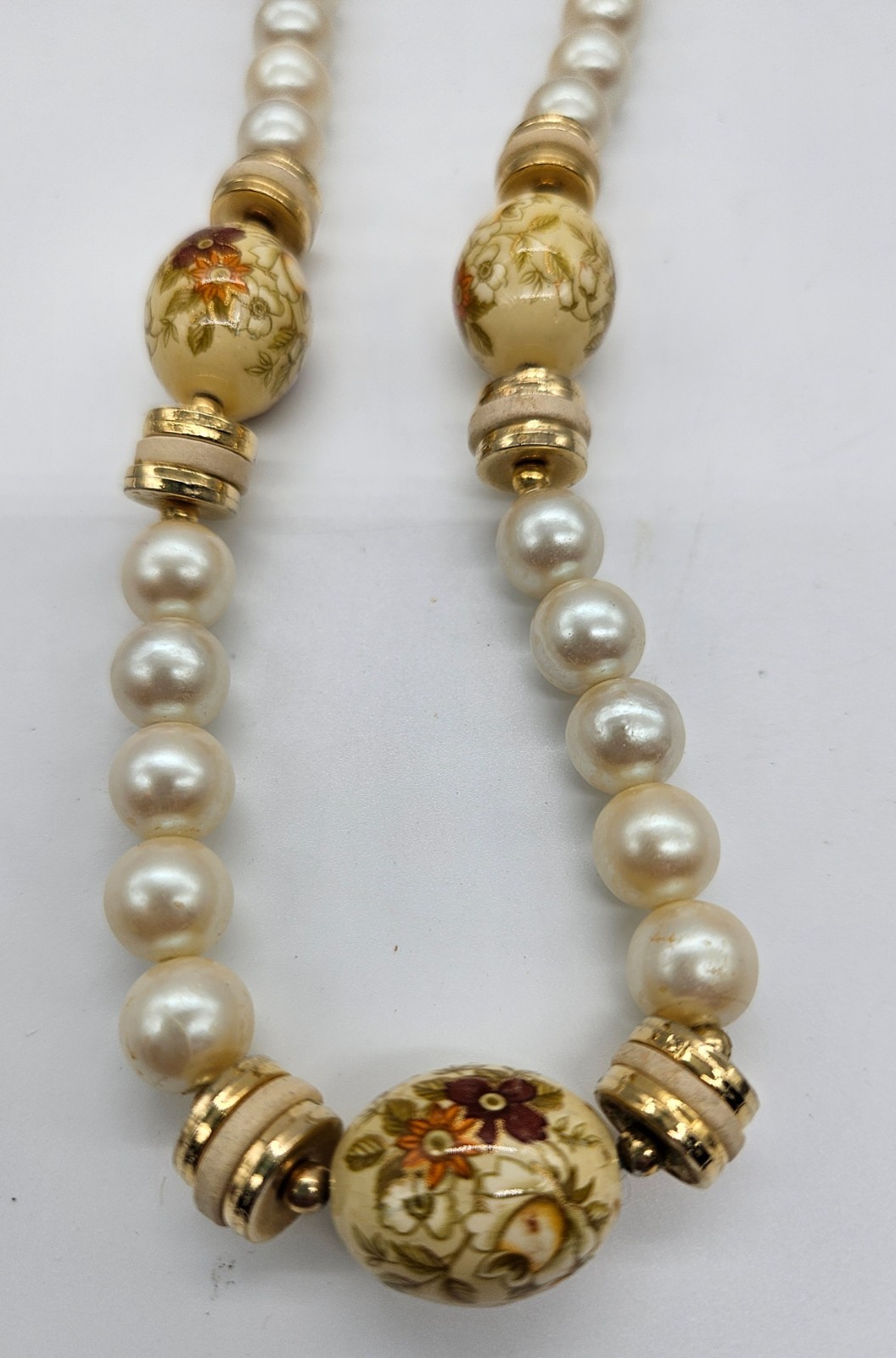 Vintage Japan Faux Pearl Painted Floral Flower Bead 26” Necklace