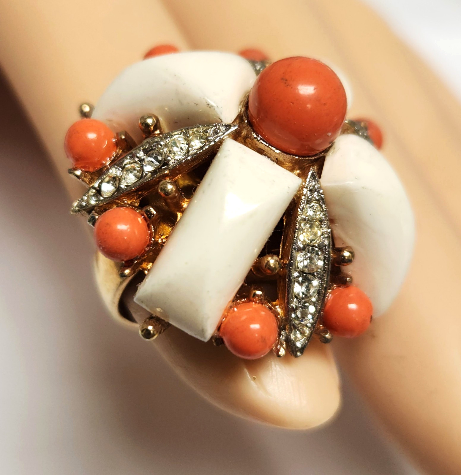 Marvella Fluted Cream & Coral Orange Color Lucite Adjustable Necklace & Ring