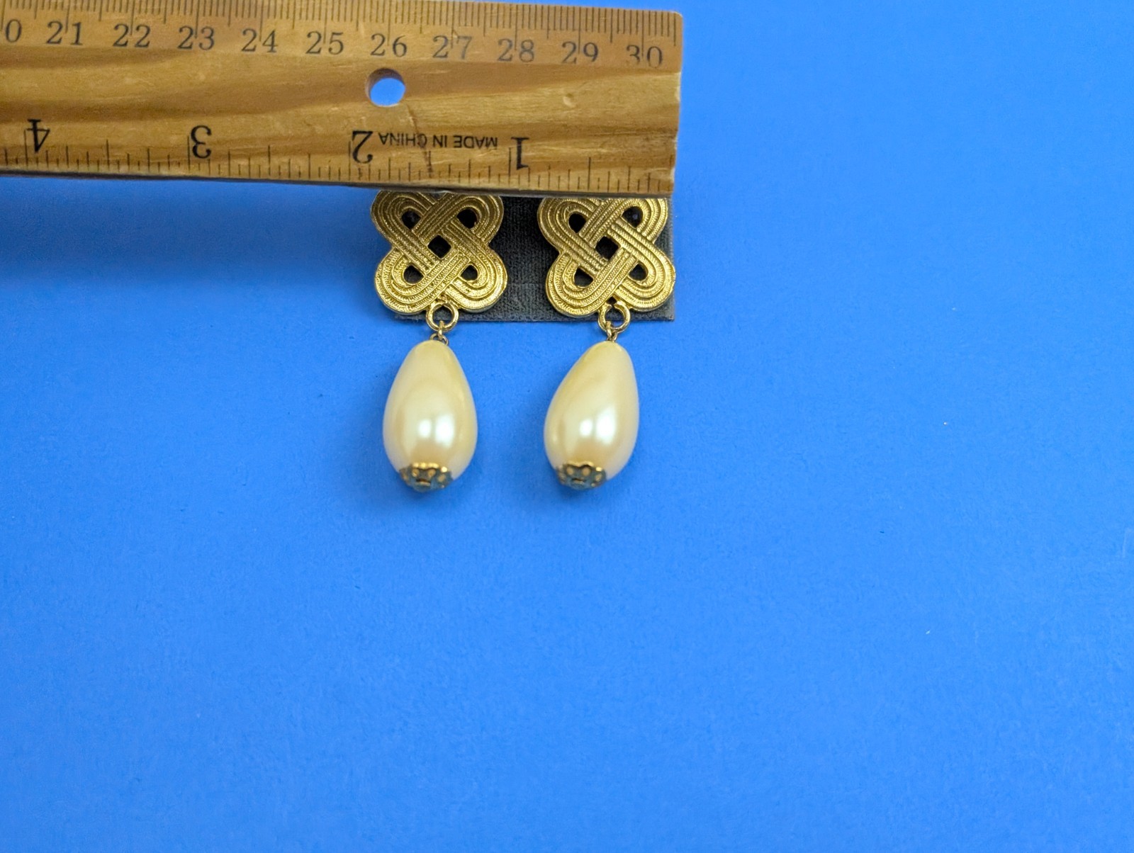 Vintage Gold Tone Faux Pearl Classic Dangle Drop Earrings Large Celtic Knot