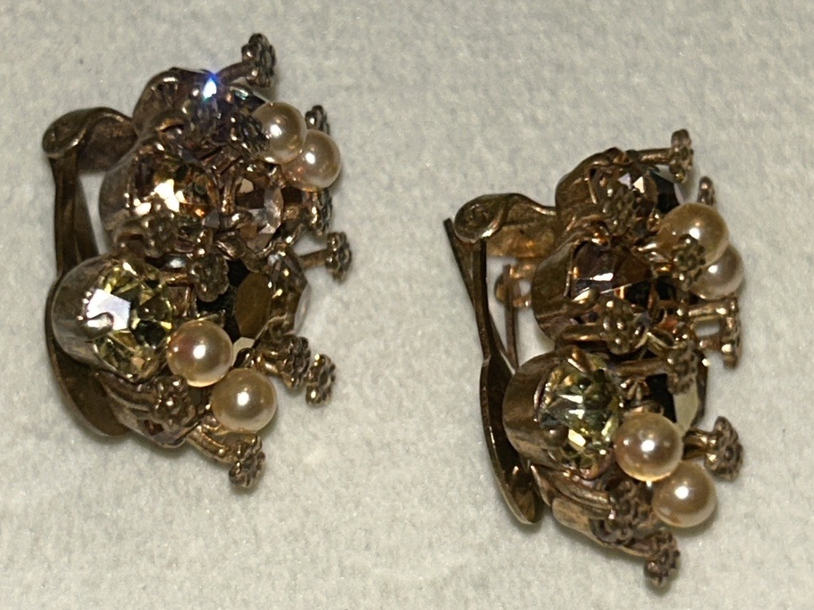 Vintage Austria Bronze Rhinestone & Pearl Cluster Earrings Clip On AB Crystal 1”