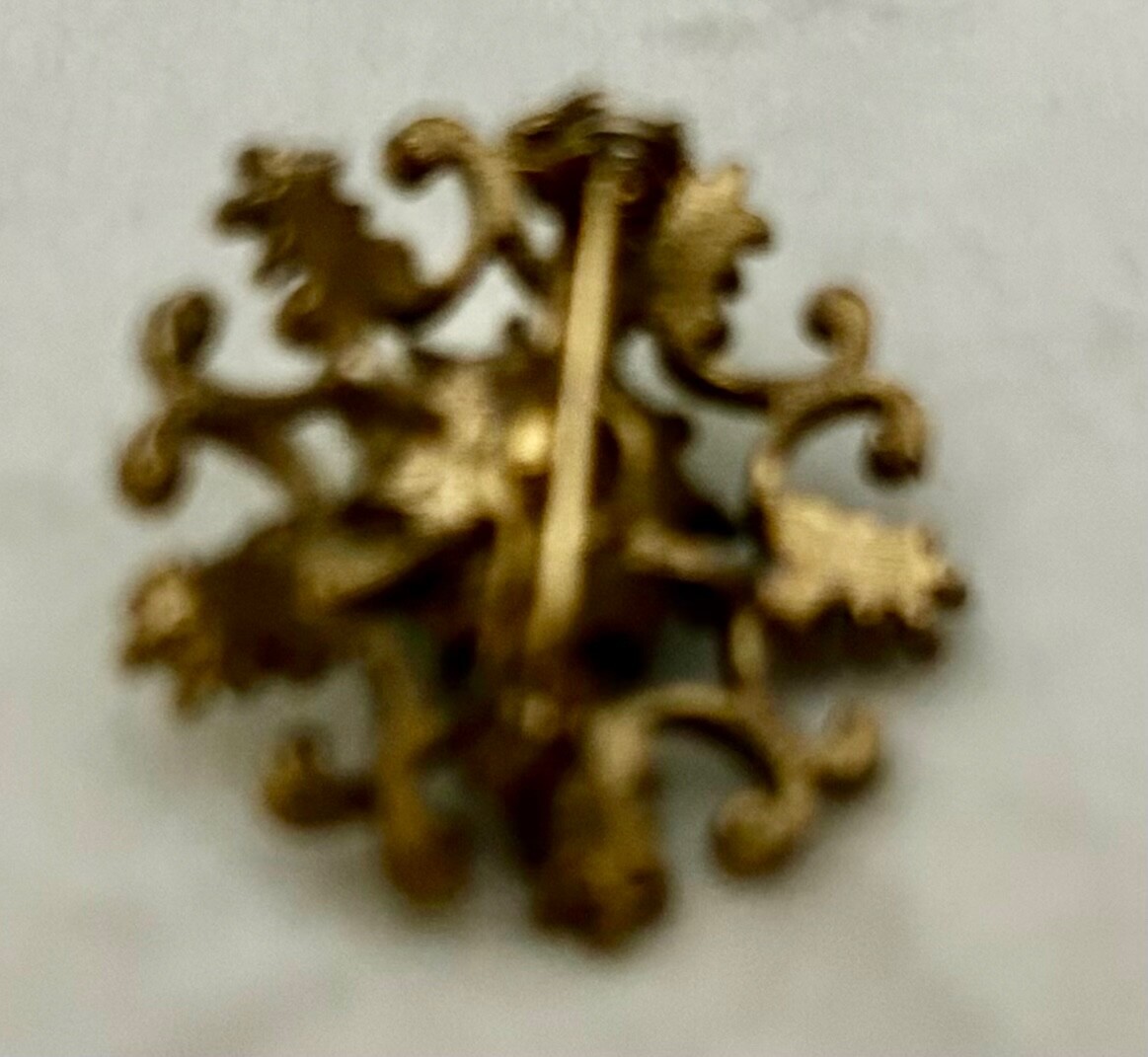 Vtg Gold Tone with Blue and Brown Speckled Stone with Small Purple Stones Brooch