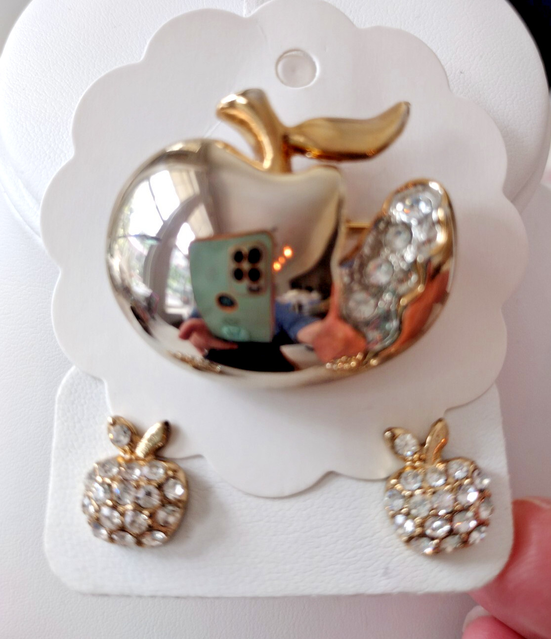 Vintage Rhinestone Apple Set FREE SHIP Gold Tone Brooch Pin Fruit Post Earrings