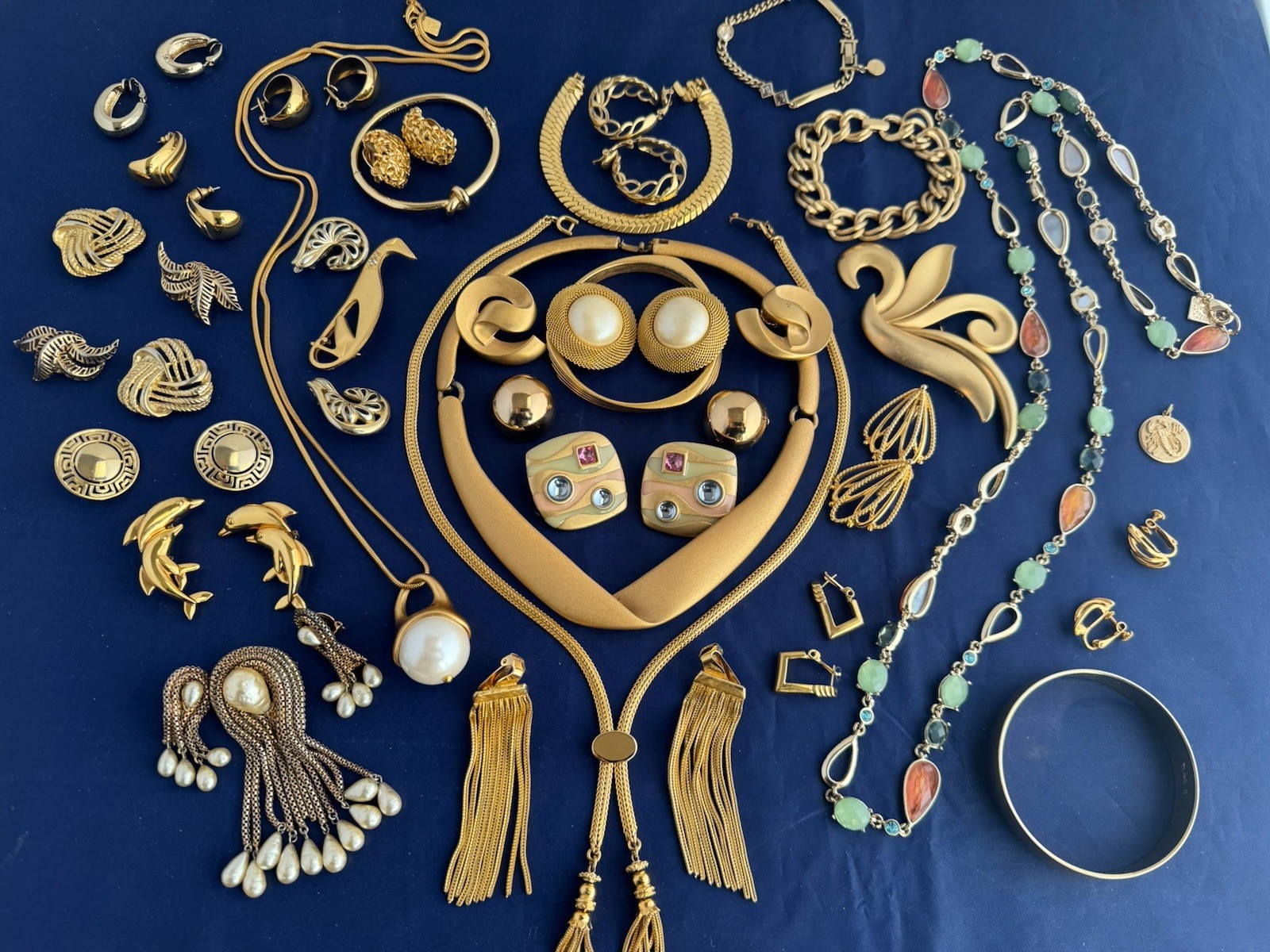 Vintage Now Jewelry Lot Gold Tone Monet AK Trifari Napier K Spade Erwin Pearl 30