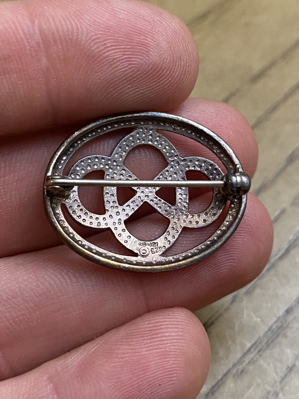 Vintage Kit Heath Scottish sterling silver Oval Celtic design brooch pin