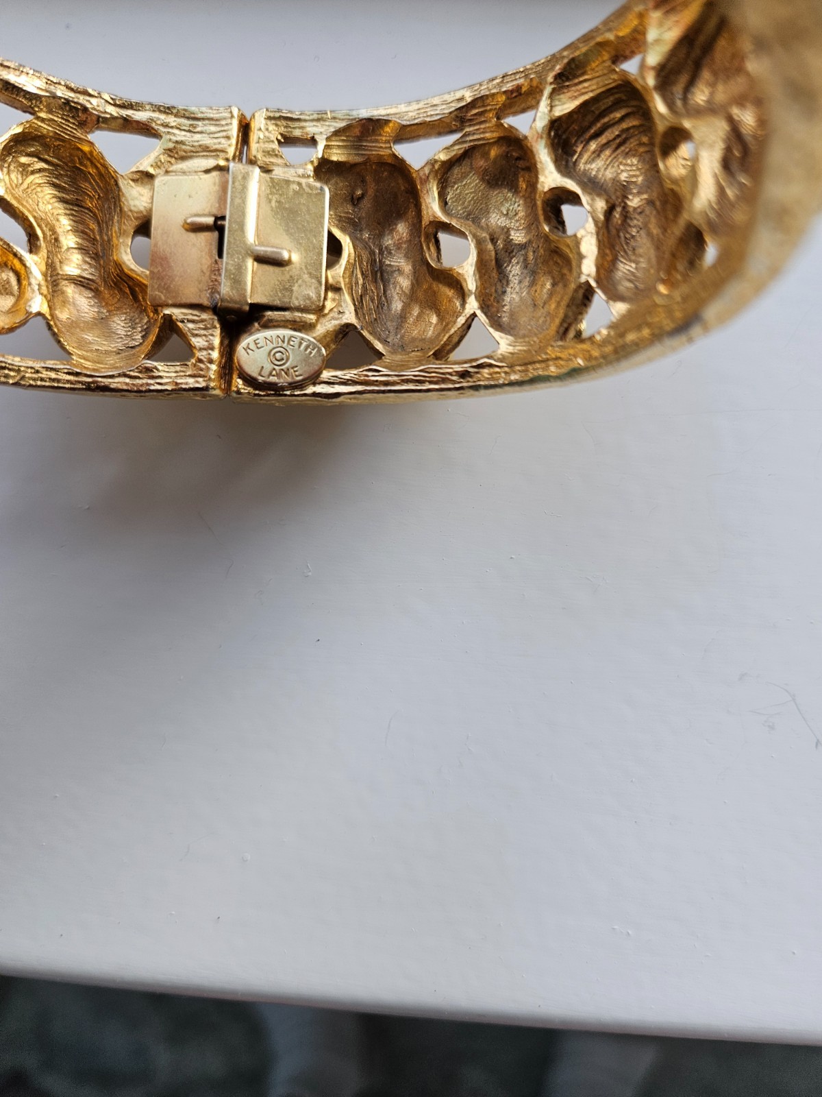 RARE AND VINTAGE KENNETH LANE GOLD BEADED SWIRLS HINGED CUFF BRACELET