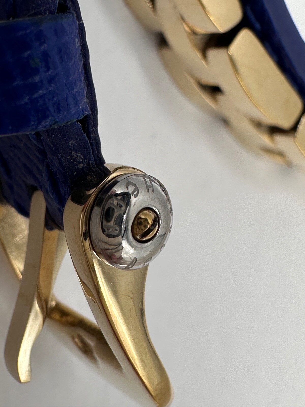 HENRI BENDEL SIGNED GOLD PLATED BUCKLE LEATHER NECKLACE BRACELET SAMPLE BELT 22″
