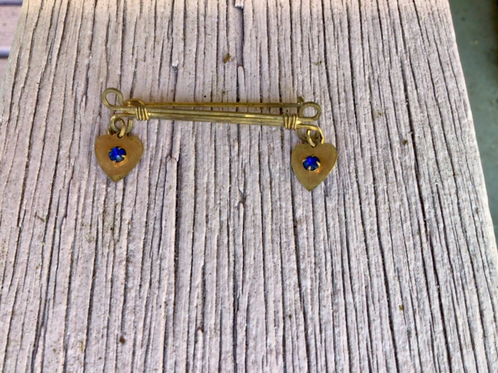 ANTIQUE VICTORIAN GOLD FILLED BAR PIN with HEARTS 2 INCHES LONG