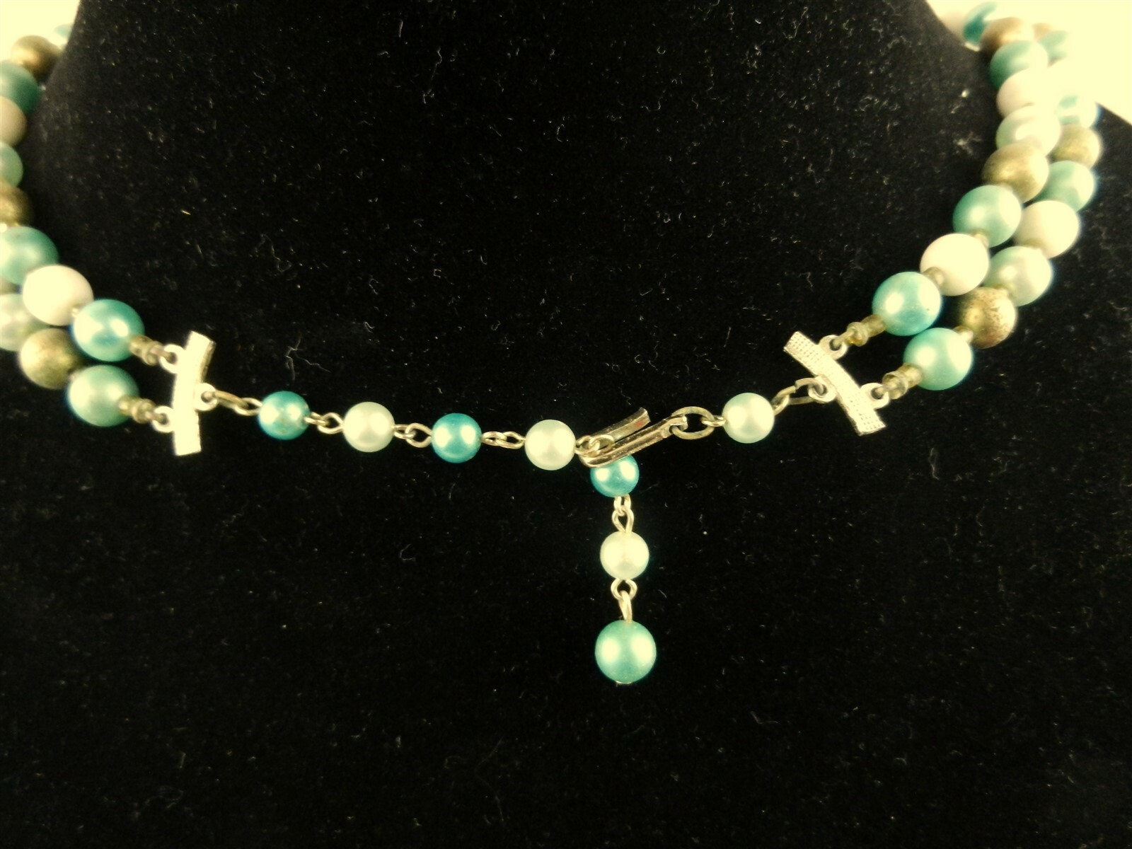 Vtg Double Strand Necklace w/Earrings Teal/White/Gold Japan 1960’s Clip-on S04B