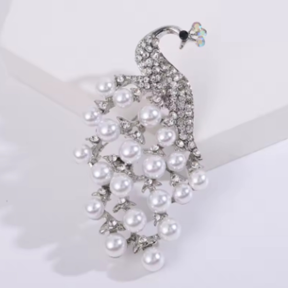 Vintage Style Peacock Bird Rhinestone Crystal White Bird Brooch Pin Pendant Gift