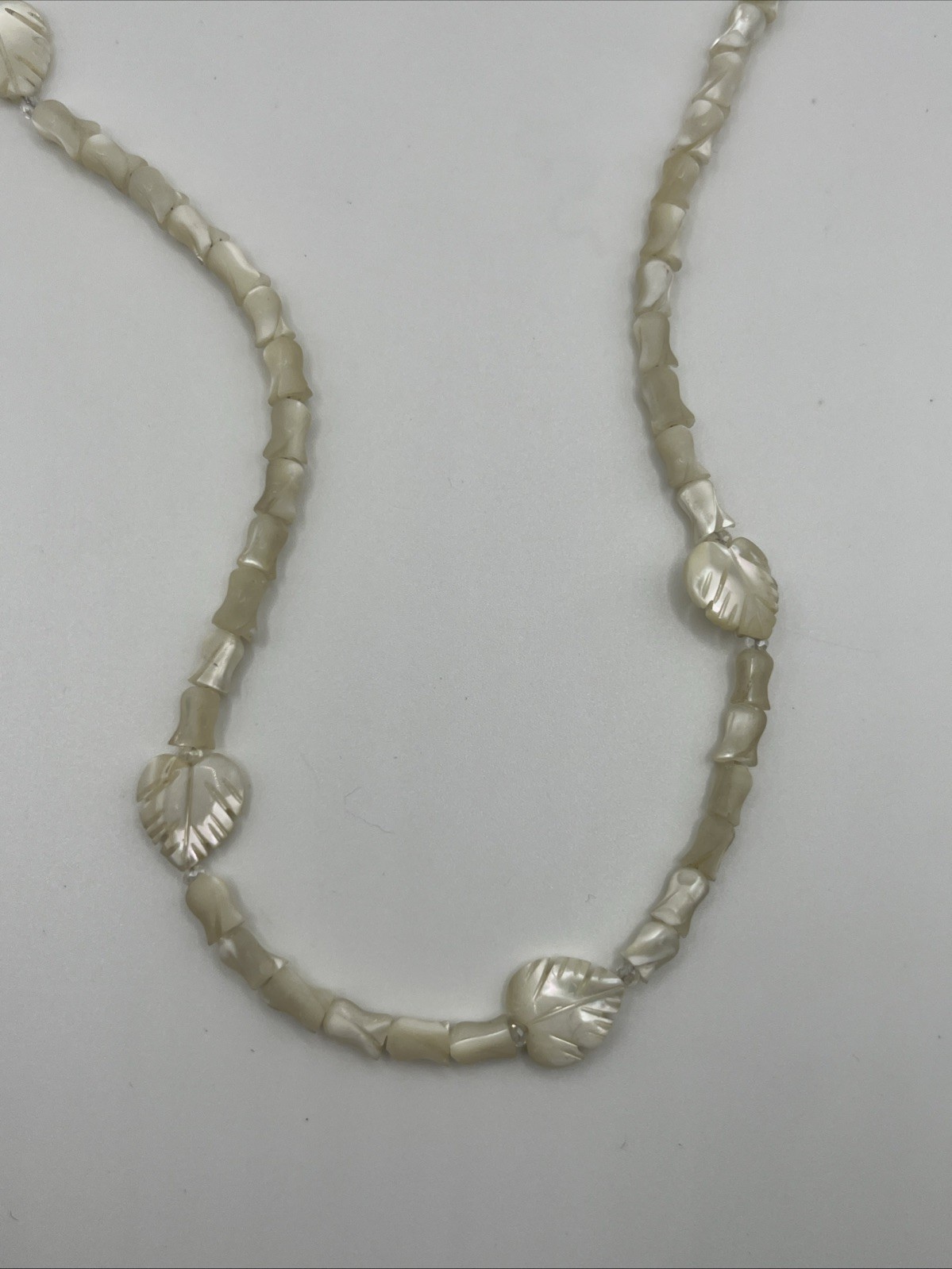 Mother of Pearl Carved Leaf and Tulip Beaded Necklace 19.5″