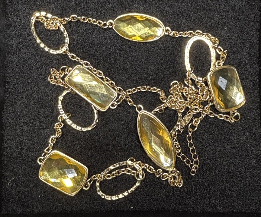 Vintage Necklace Faceted Acrylic VCLM Brown Yellow Green Stone 38” Metal
