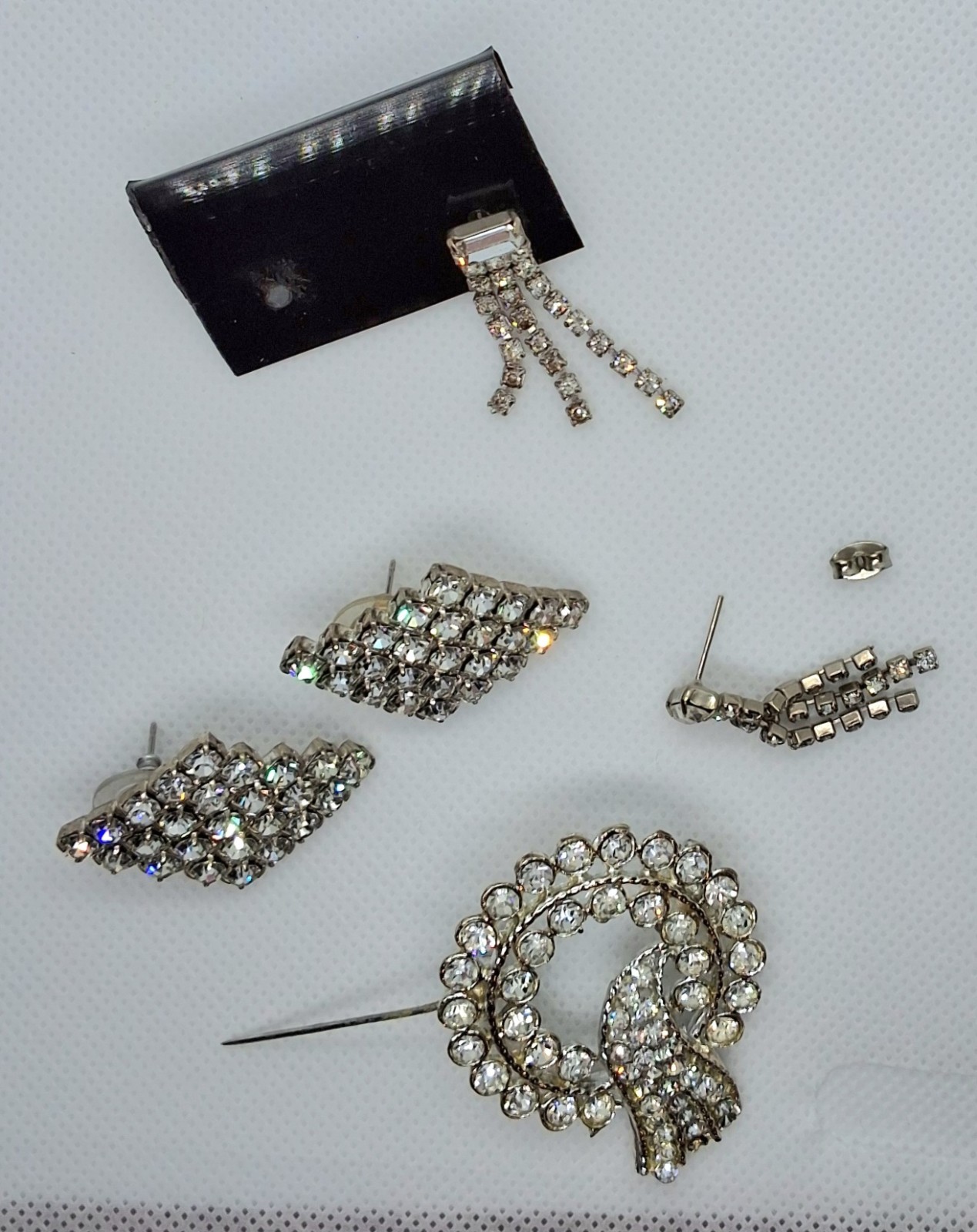Vintage Costume Jewelry-Earrings and Brooch