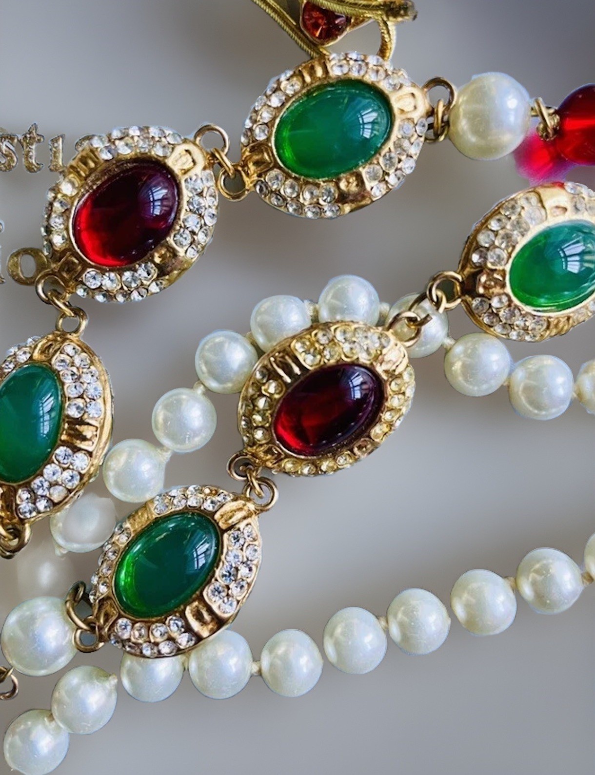Vintage 1960s Gripoix French Mogul Cabochon Red &Green Long Necklace 80cm Signed