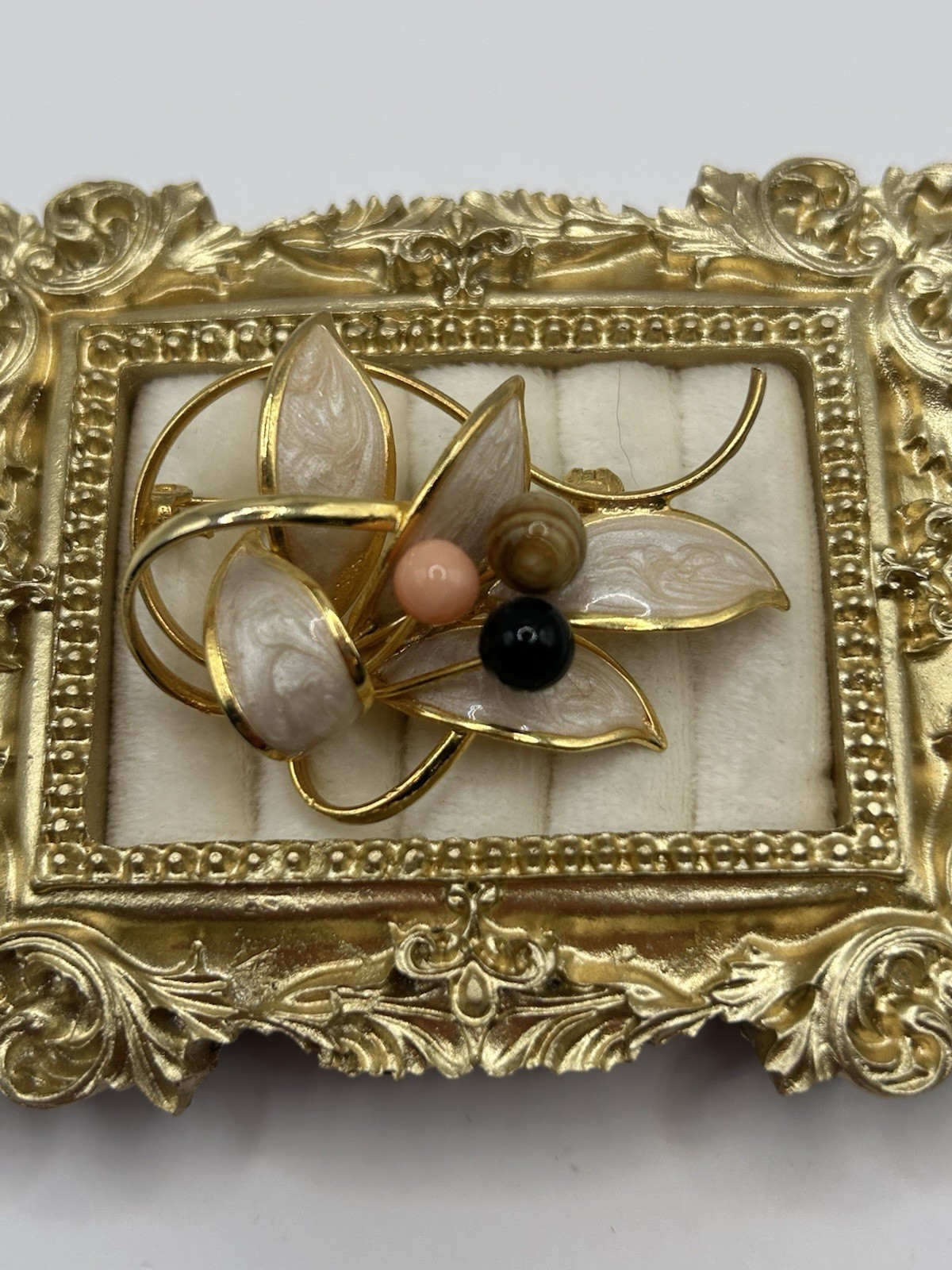 Vintage Leaf Brooch Gold Tone Enameled Light Pink Black Beaded 3D Leaves Pin