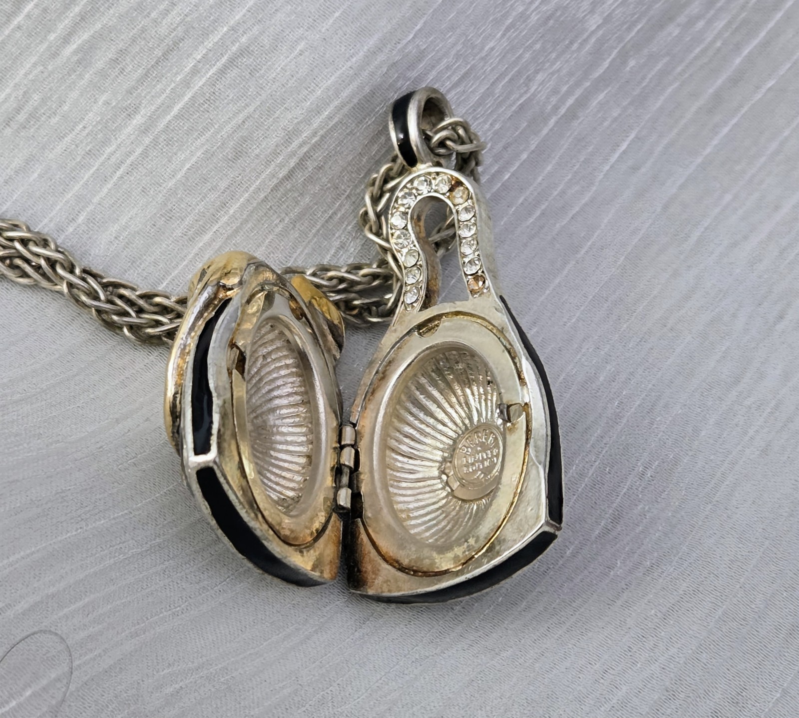 Vintage Edgar Berebi Limited Edition Cat Purse Trinket Locket Pendant Necklace