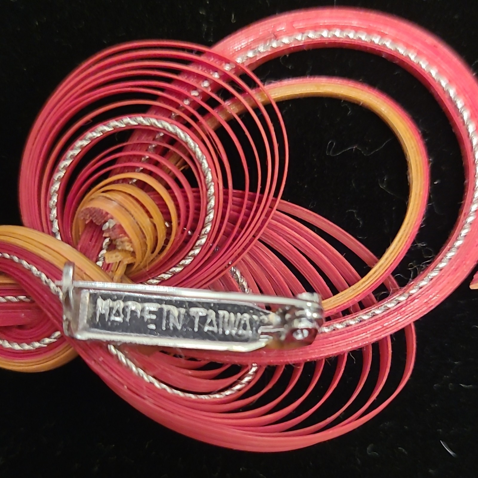 Vintage Signed Red Reed Bamboo Loop Pin Brooch & Screw-Back Earrings Set Women