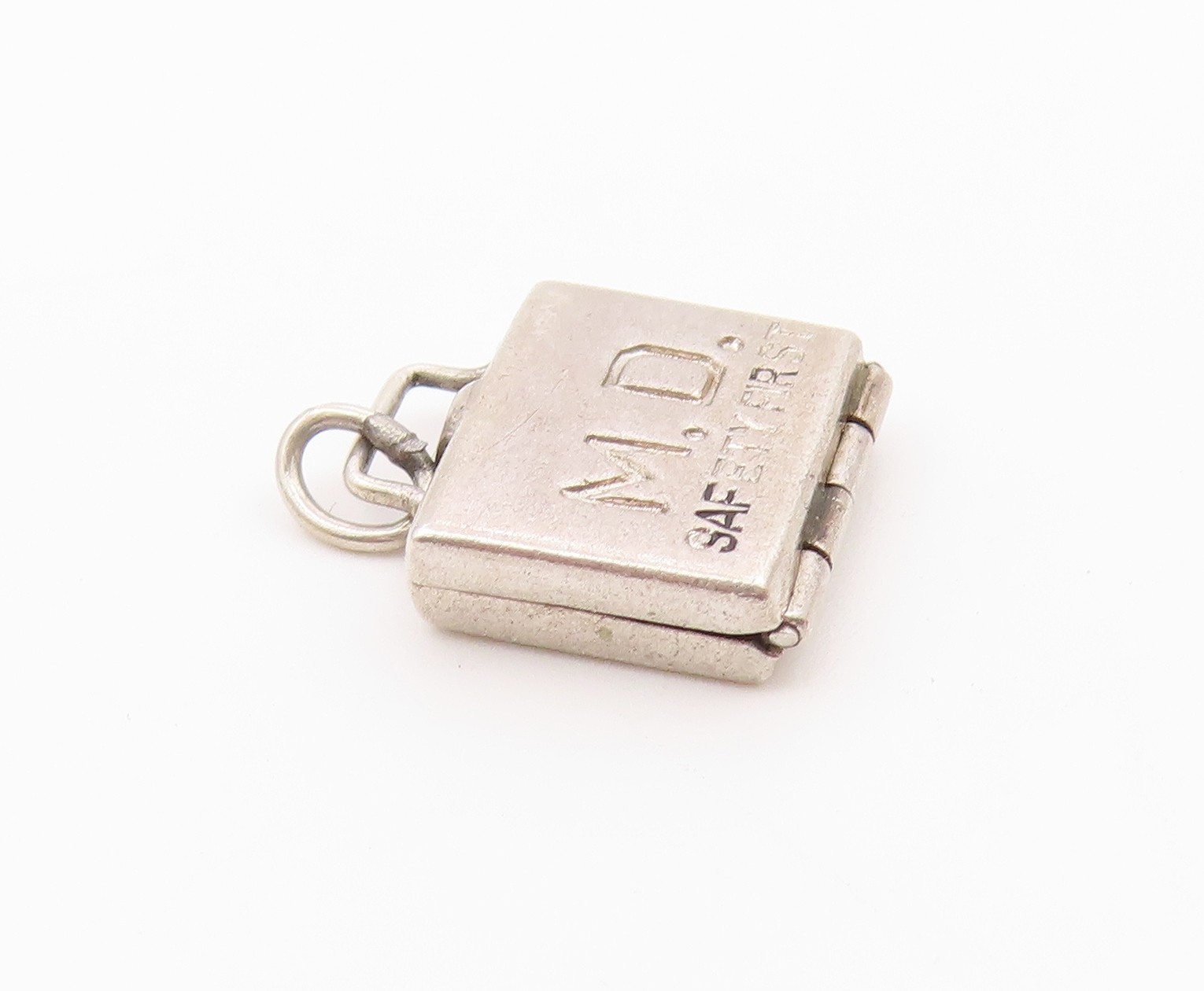 925 Sterling Silver Vintage Safety First Kit Charm Pendant (OPENS) PT21193