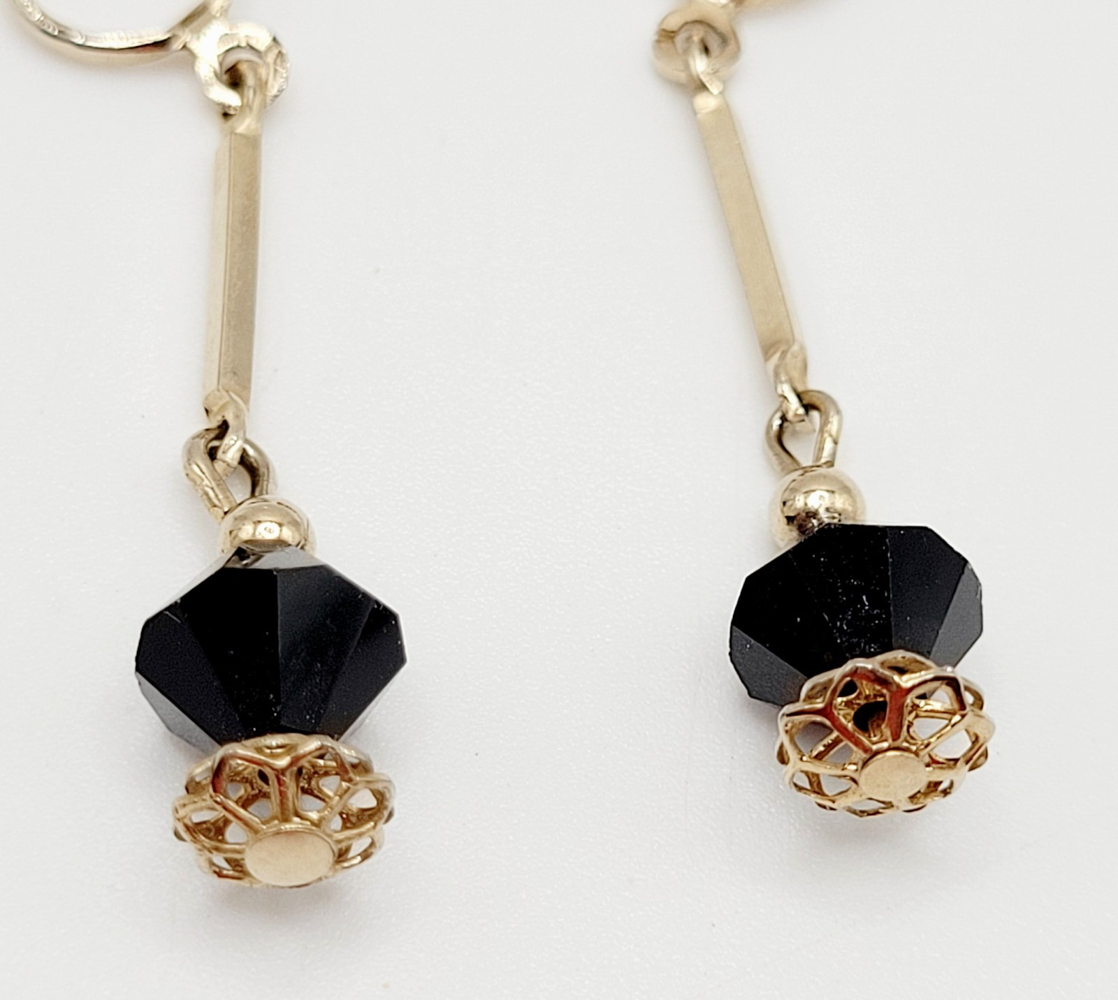 Minimalist Art Deco Drops Black Bicone Crystal Gold Tone Vtg Clip On Earrings