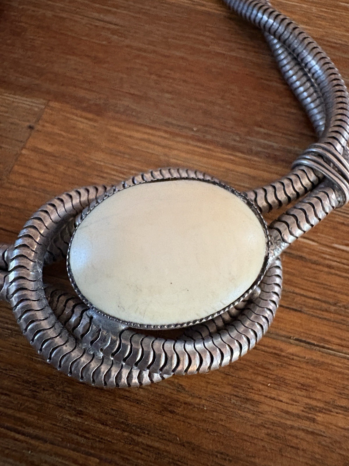 VTG Heavy Choker Necklace Bovine Bone Silvertone Double Serpentine Chain 1970s