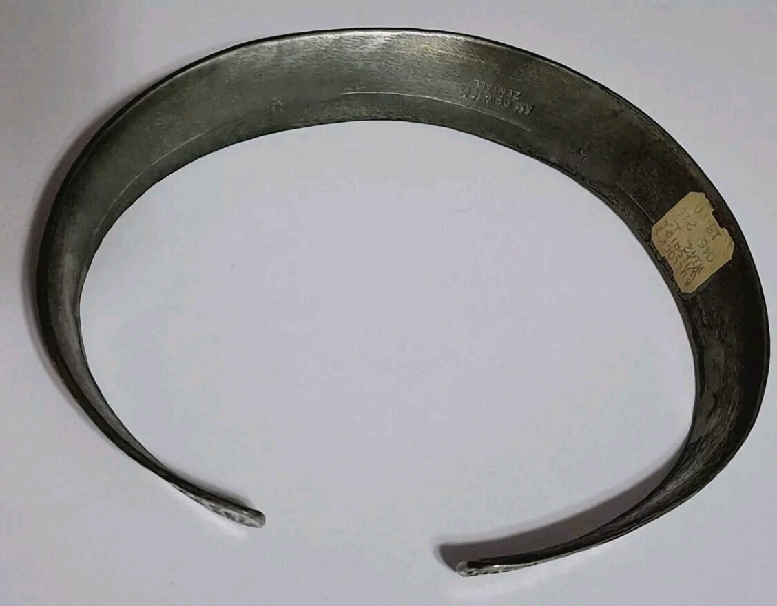 VTG ZENTALL AM PEWTER HAMMERED CHOKER COLLAR NECKLACE WITH HOOP EARRINGS (RARE)