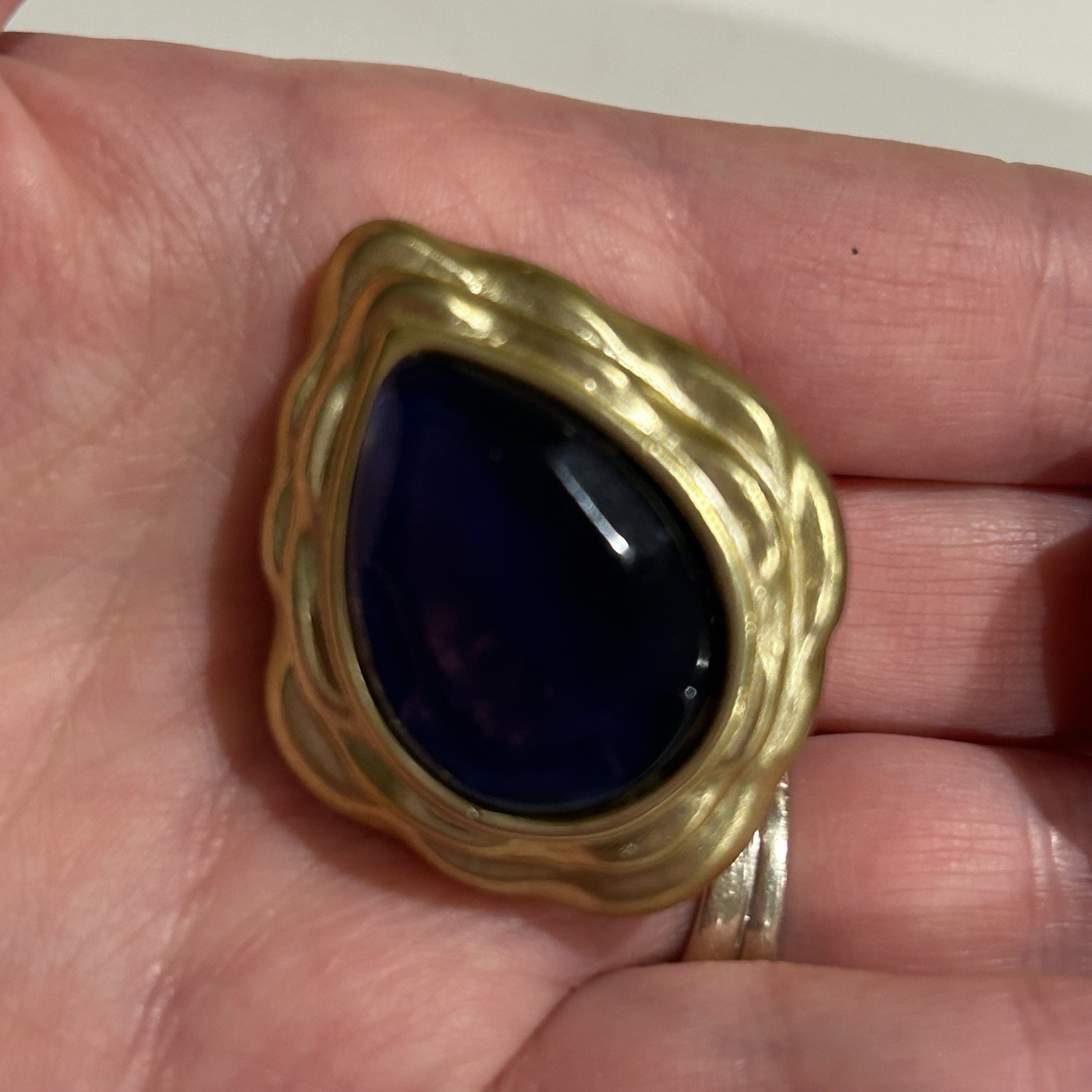 Elegant Gold Tone and Deep Purple/Blue Teardrop clip on Earrings
