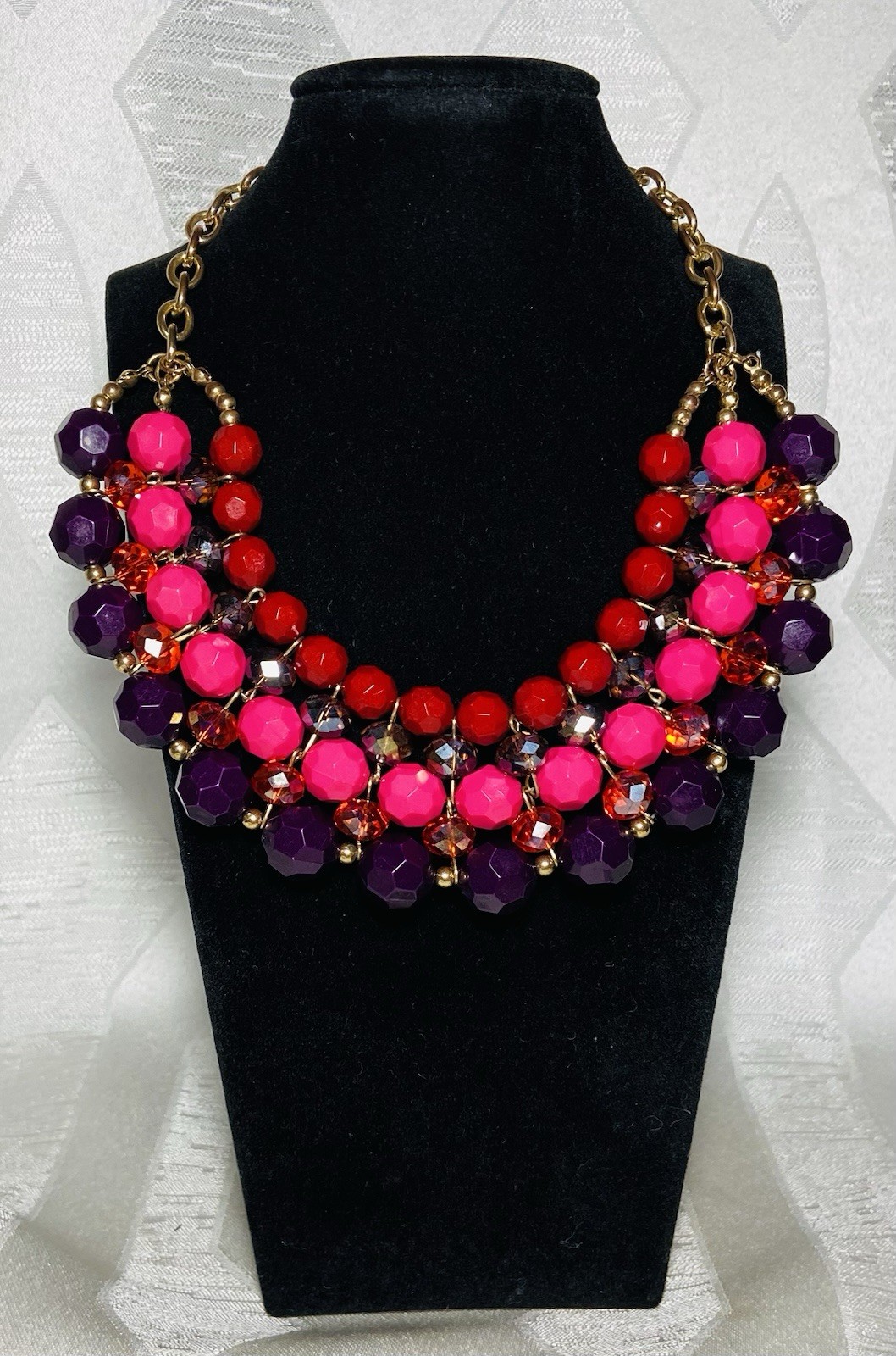 Vintage Chunky Beaded Statement Bib Necklace Pink Red Purple Red Gold Tone 18”